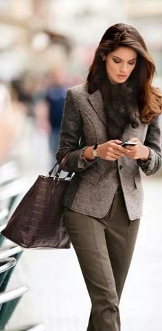 Protagonist | Veronica hall. Business casual attire.